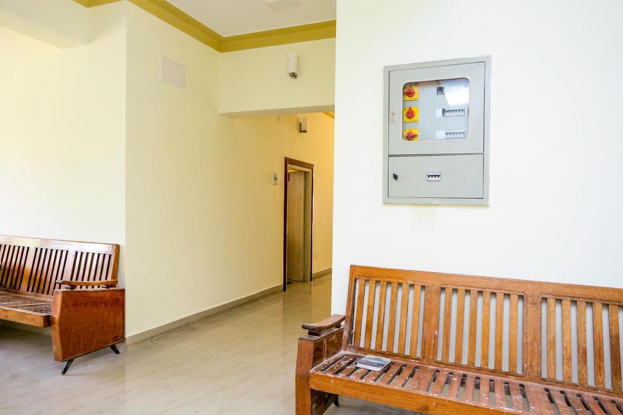 Oyo 18627 Hotel Mithila 세일럼 외부 사진