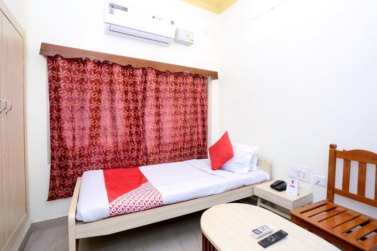 Oyo 18627 Hotel Mithila 세일럼 외부 사진