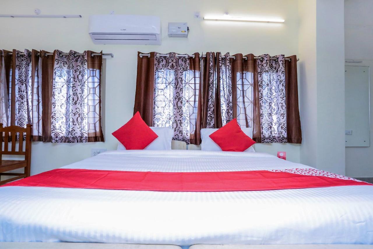 Oyo 18627 Hotel Mithila 세일럼 외부 사진