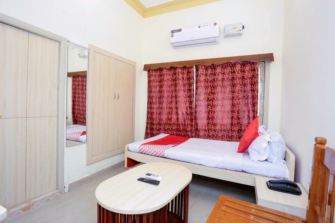 Oyo 18627 Hotel Mithila 세일럼 외부 사진